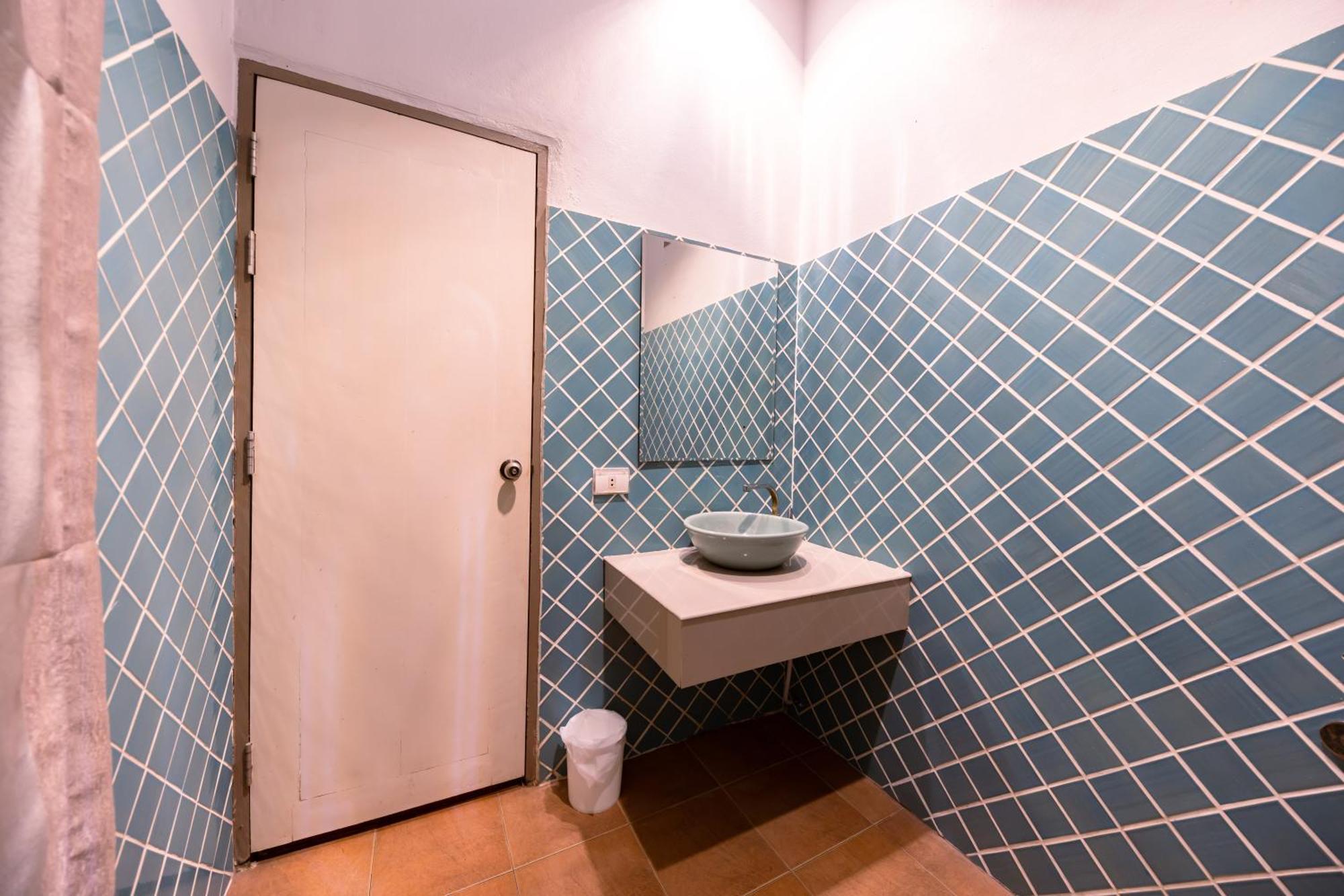 Sleep Hotel - Sha Certified Surat Thani Exterior photo