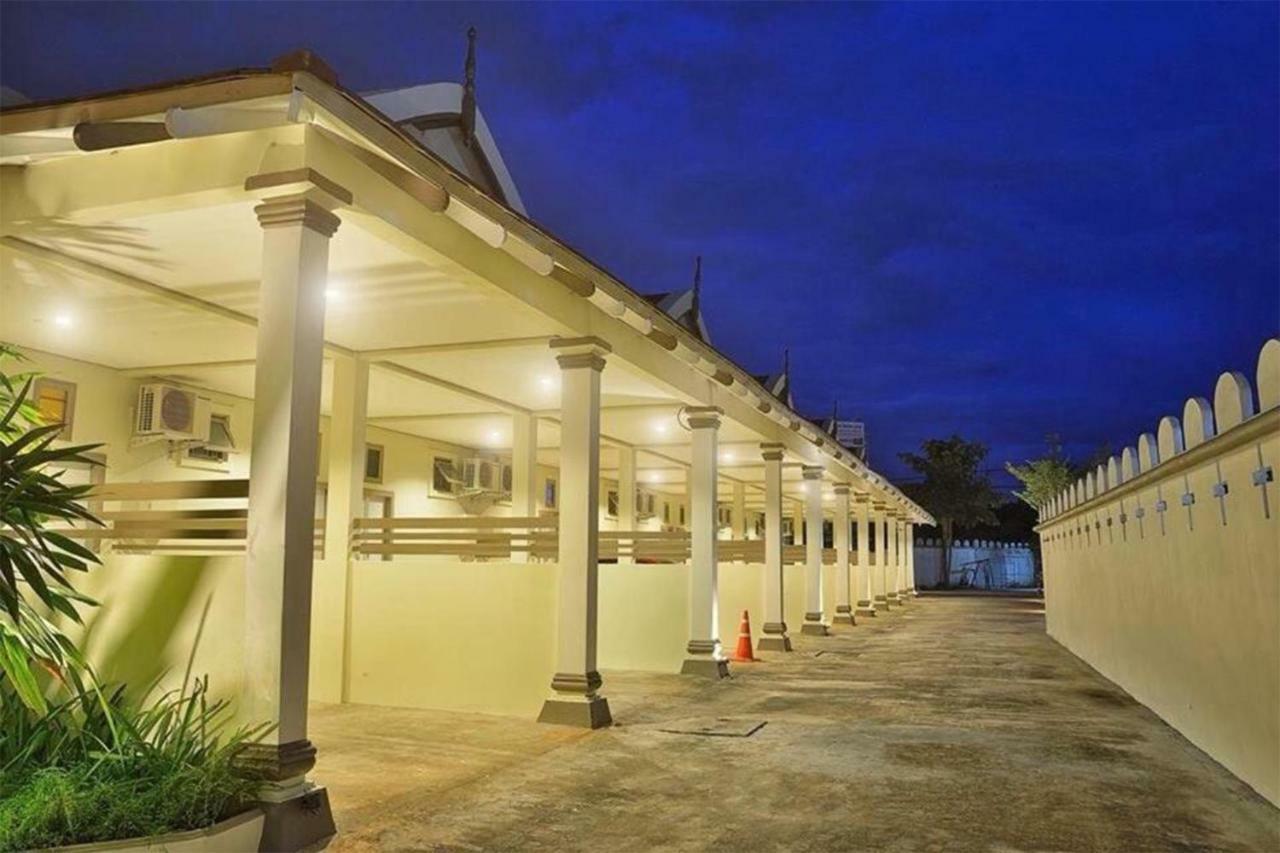 Sleep Hotel - Sha Certified Surat Thani Exterior photo